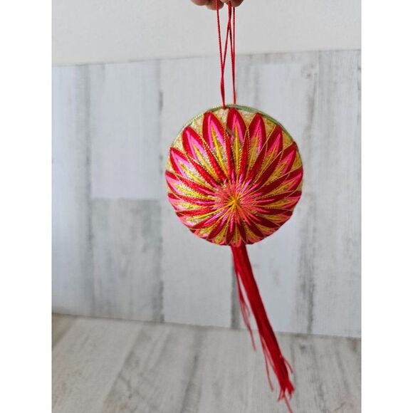 Vintage tassel unique ball red pink ornament Xmas tree ornament - Picture 3 of 7